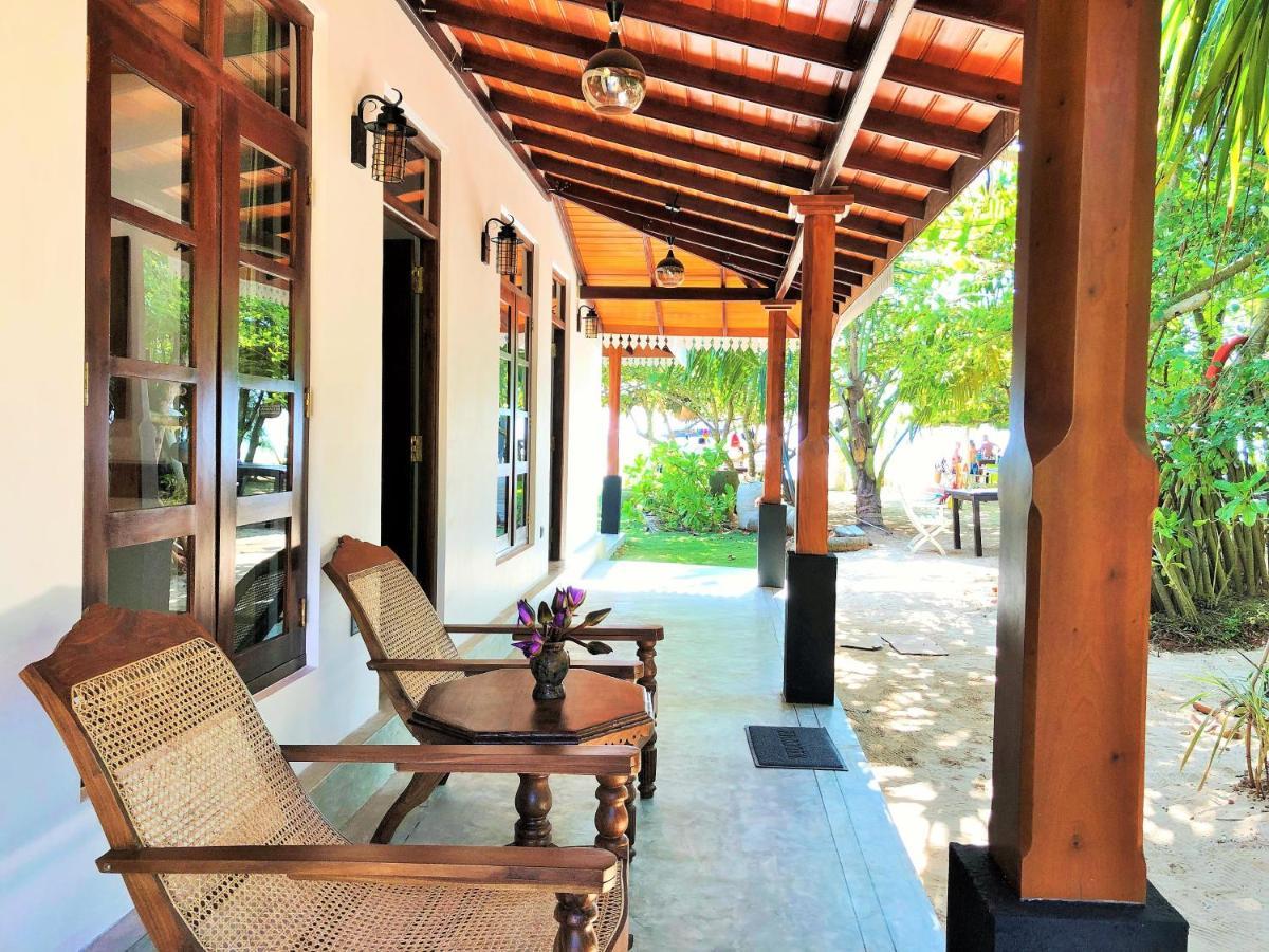 Sunflower Beach Resort Beruwala Esterno foto